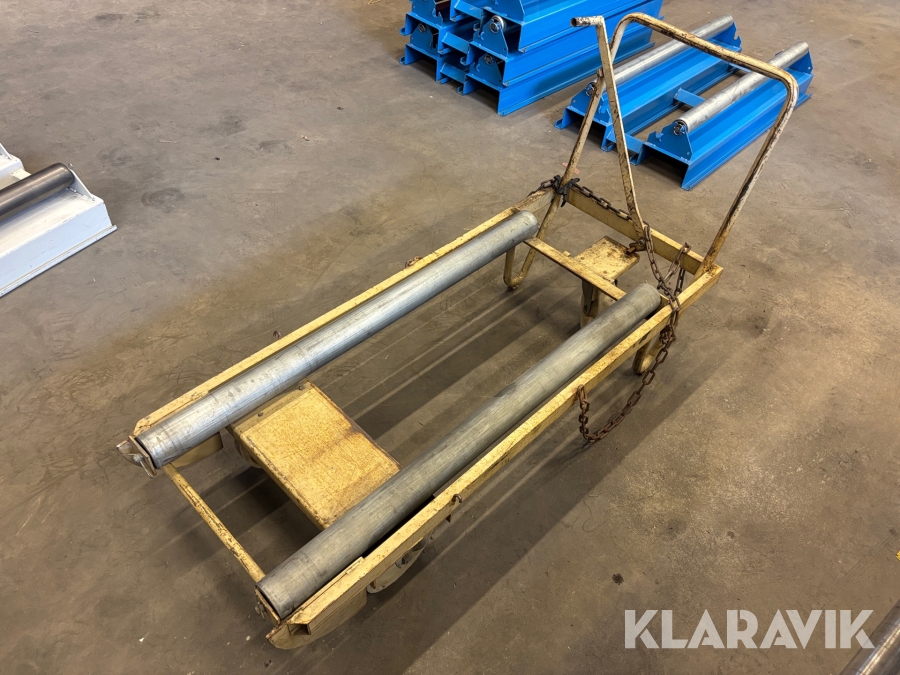 Plåtvagga på kärra upp till 115cm rullar