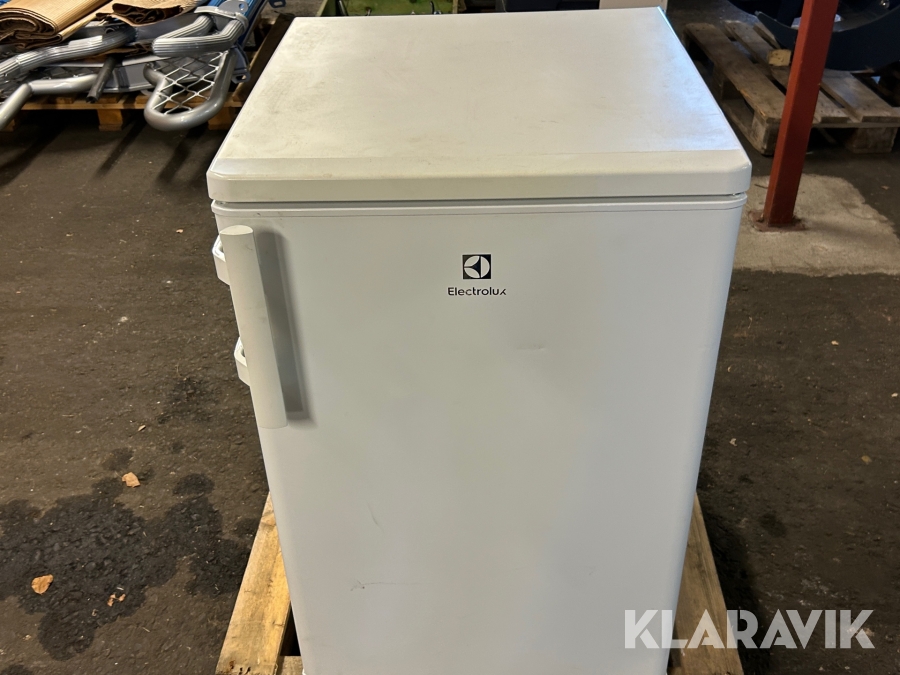 Kylskåp Electrolux ERT1601AOW3