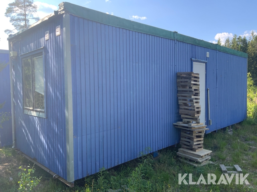 Bod   med omklädningsrum och matrum