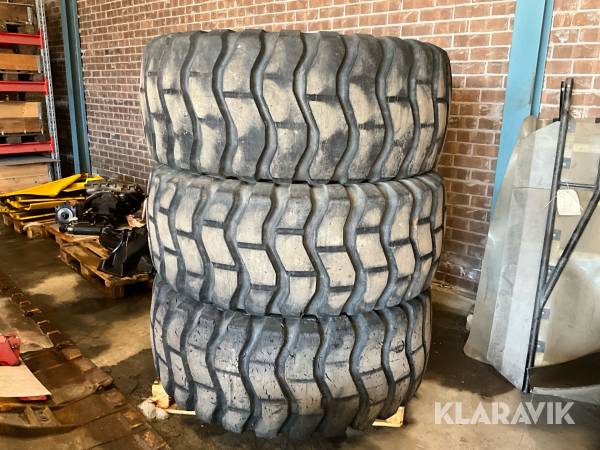 Entreprenaddäck Goodyear 20.5R25 3 st