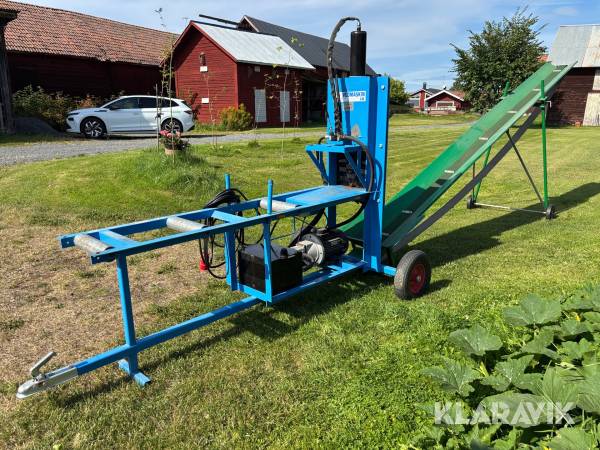 Vedmaskin PW med transportör