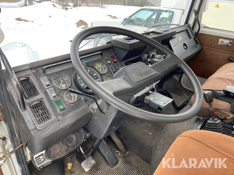 A-Traktor Volvo F613 4X2, Strömsund, Klaravik auktioner