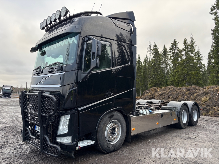 Lastbil Volvo FH 540 tandem 6x4 med boggilyft och cameleontsystem 
