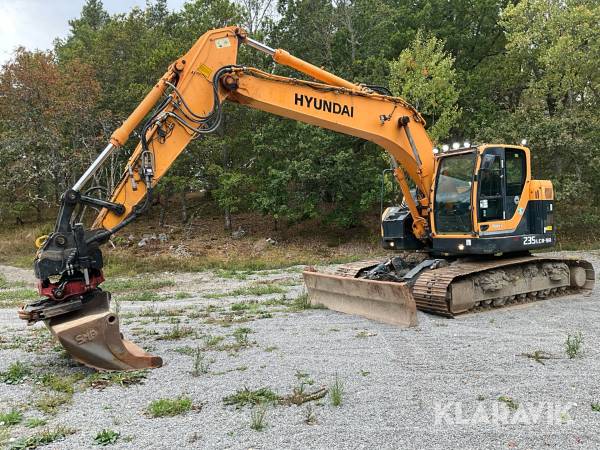 Grävmaskin Hyundai Robex 235 LCR-9A
