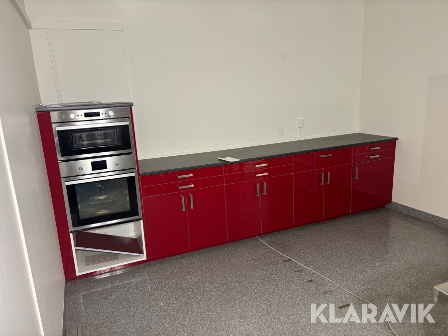Kök IKEA med ugn och mikro