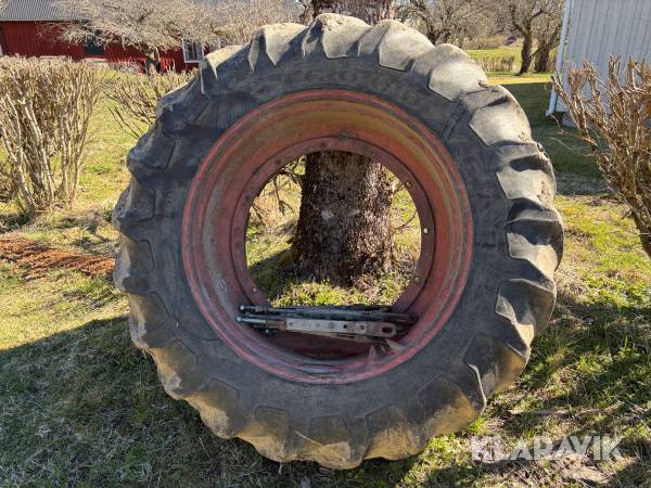 Entreprenaddäck dubbelmontage Goodyear/Firestone 18.4-38