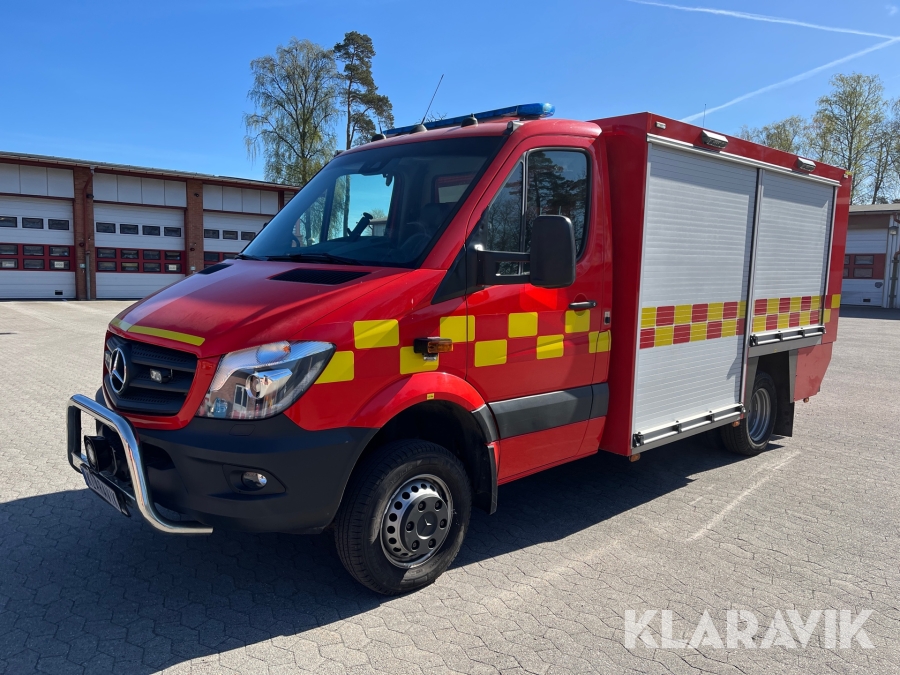 Brandbil Mercedes-Benz Sprinter 519 Nybesiktigad & med skärsläckare