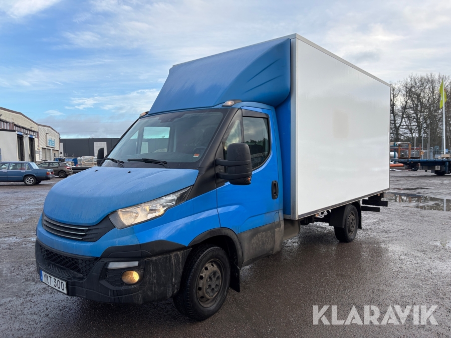 Lätt Lastbil med skåp Iveco Daily 35S16A8