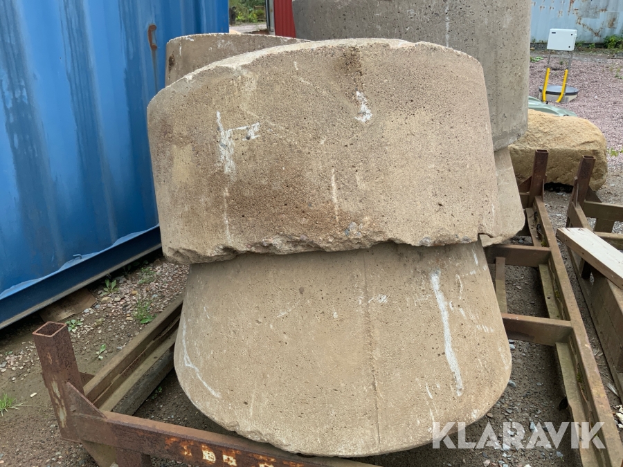Betongrör med konor 4st