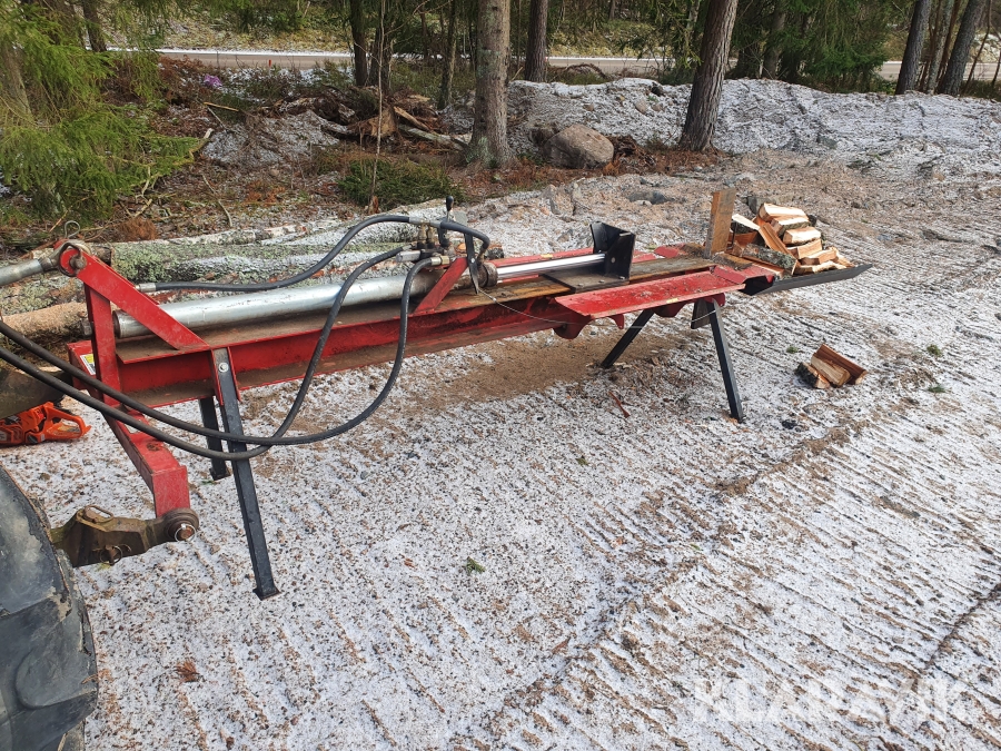 Vedklyv traktordriven Bala Agri 110