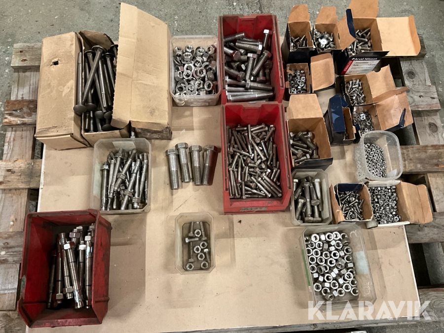Bult och muttrar rostfritt och expander