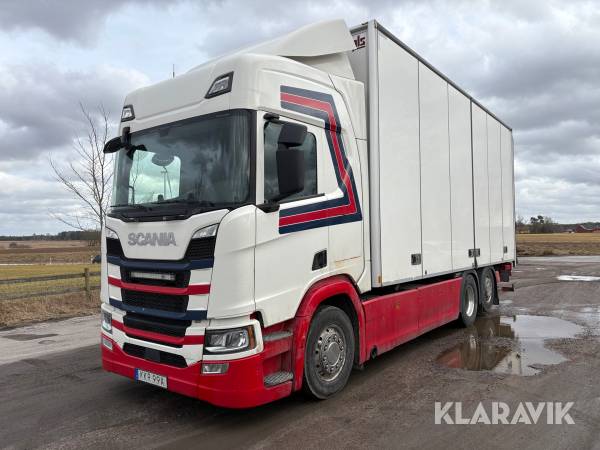 Lastbil Scania R500 med öppningsbar sida & bakgavellyft