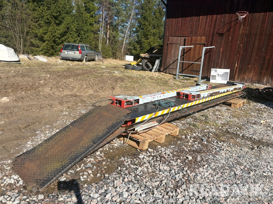 Fyrpelarlyft OMA 527R