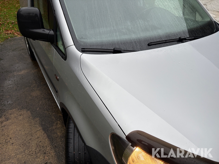 Skåpbil Volkswagen Caddy Nybesiktigad
