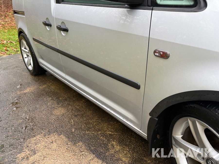 Skåpbil Volkswagen Caddy Nybesiktigad