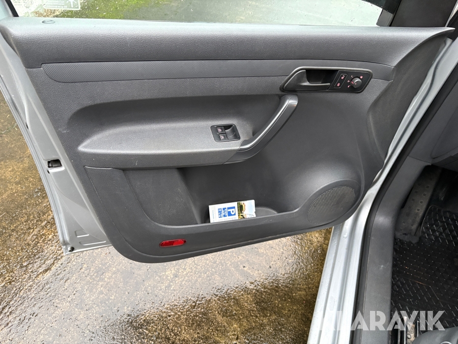 Skåpbil Volkswagen Caddy Nybesiktigad