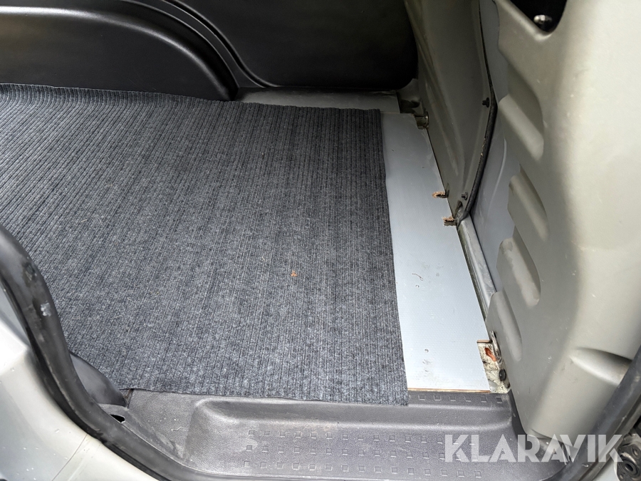 Skåpbil Volkswagen Caddy Nybesiktigad