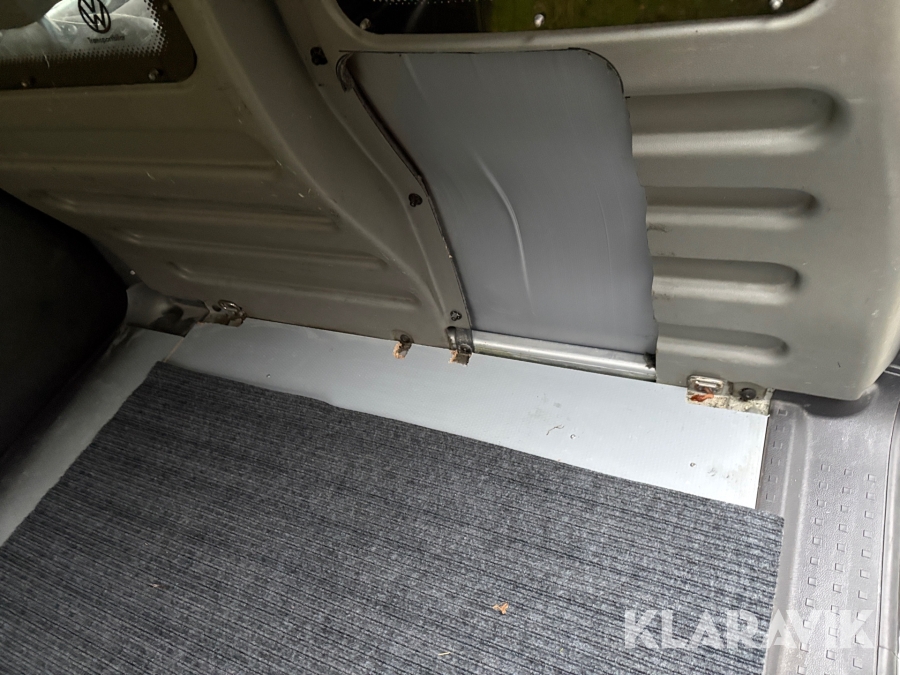 Skåpbil Volkswagen Caddy Nybesiktigad