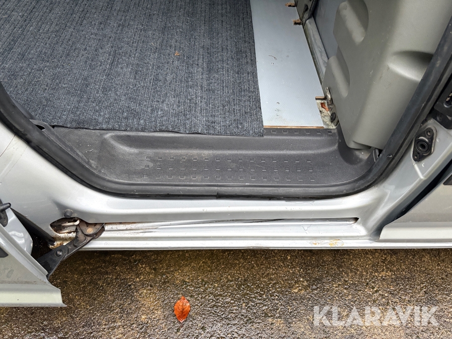 Skåpbil Volkswagen Caddy Nybesiktigad