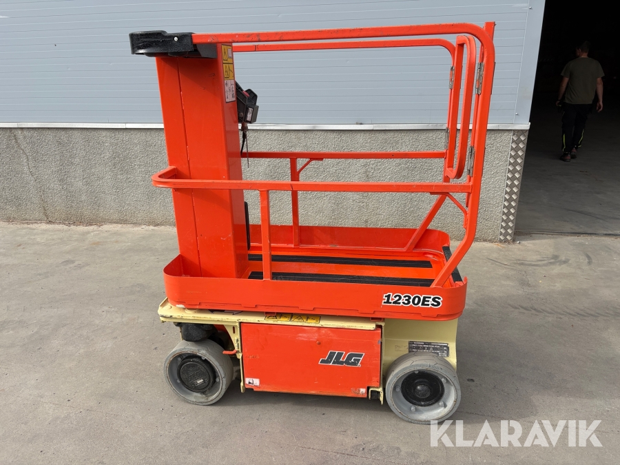 Pelarlift JLG 1230 ES nya batterier