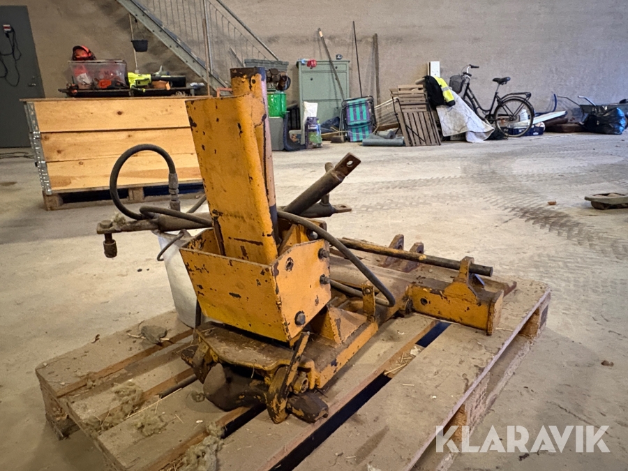 Hitchdrag Liebherr Lastmaskin