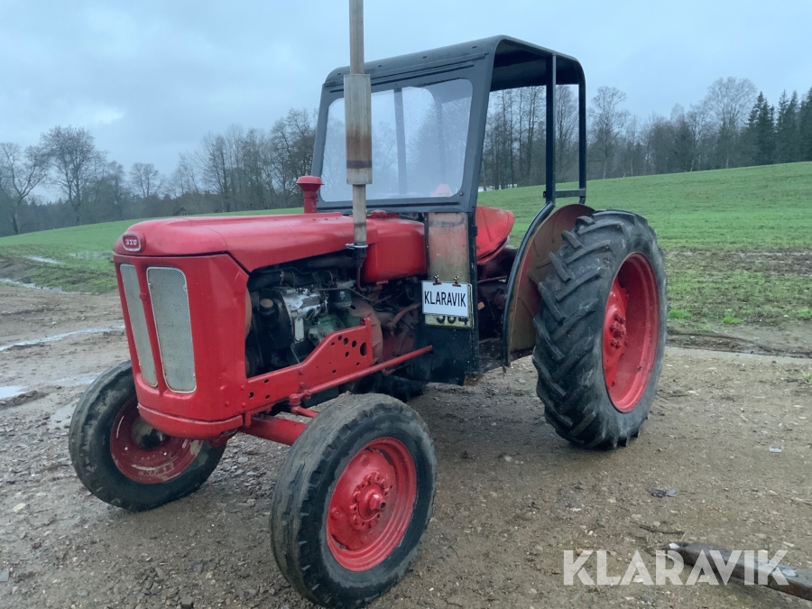 Traktor Volvo BM 320