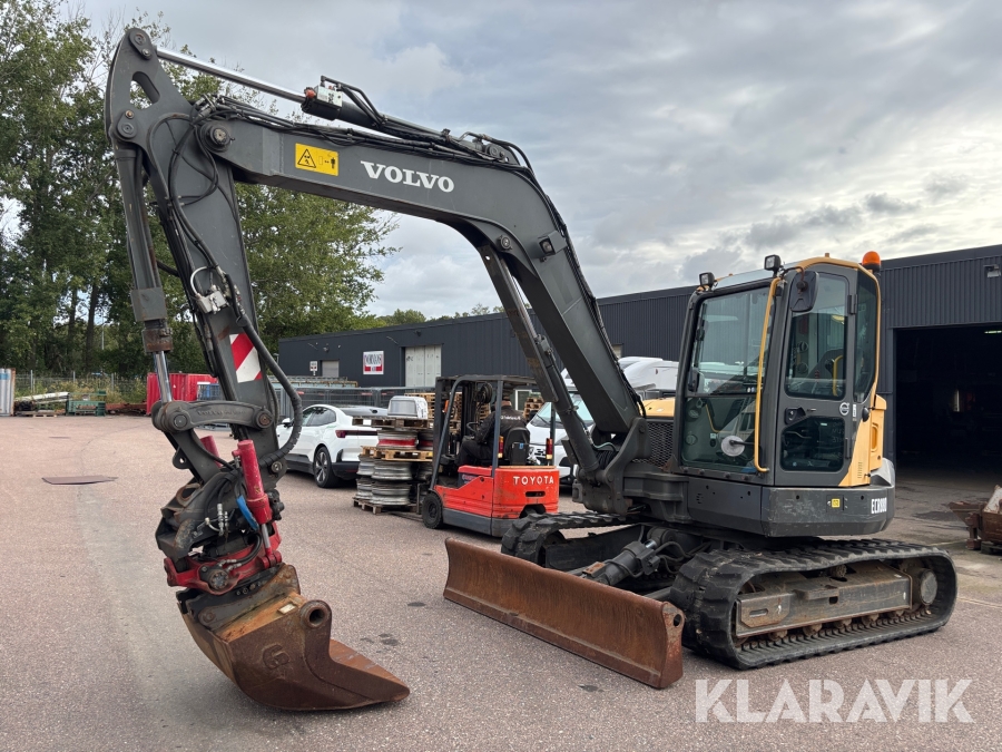 Grävmaskin Volvo ECR88D med tiltrotator & 4 redskap