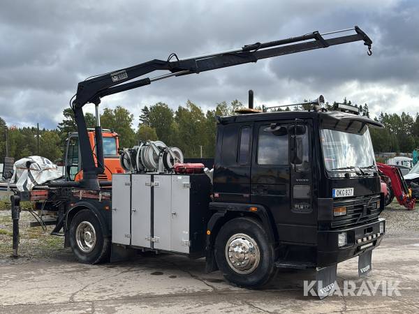 Kranbil Volvo FL617