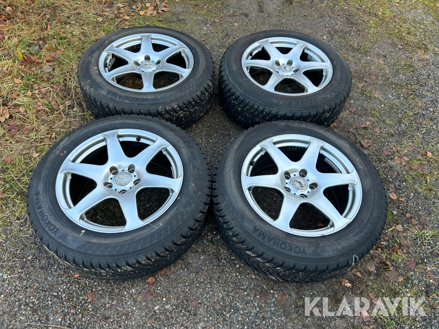 Vinterdäck Yokohama 235/60R18 4st