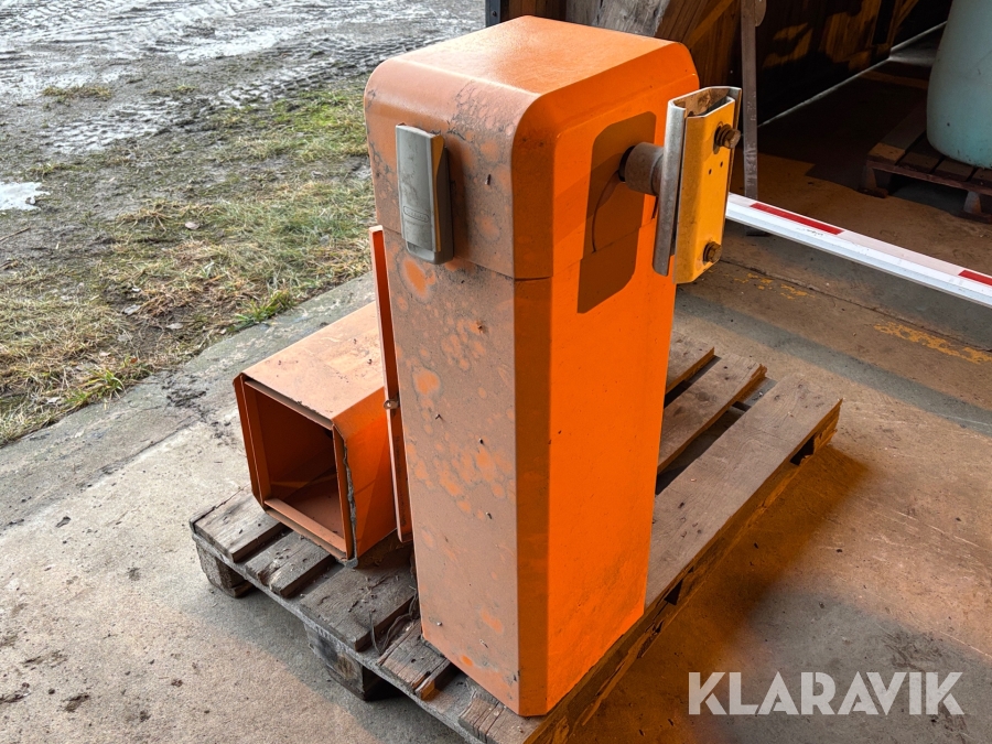 Elektrisk vägbom 2st Liftmaster