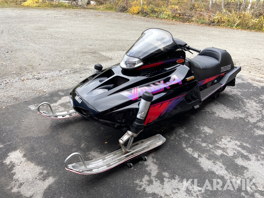 Snöskoter Yamaha Vmax-4