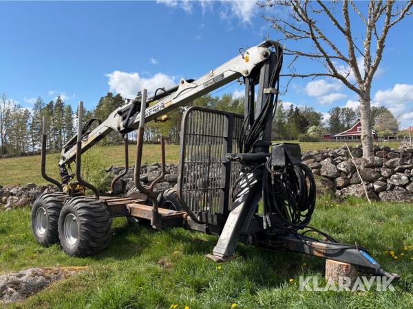 Skogsvagn Kesla 102 HD med kran