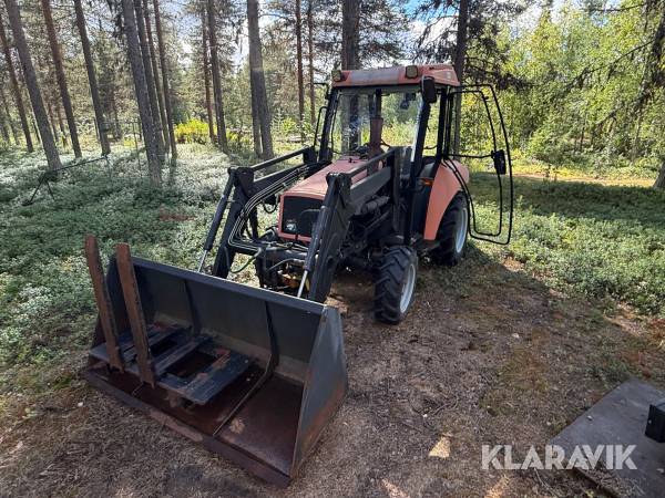 Traktor MTZ 320 A