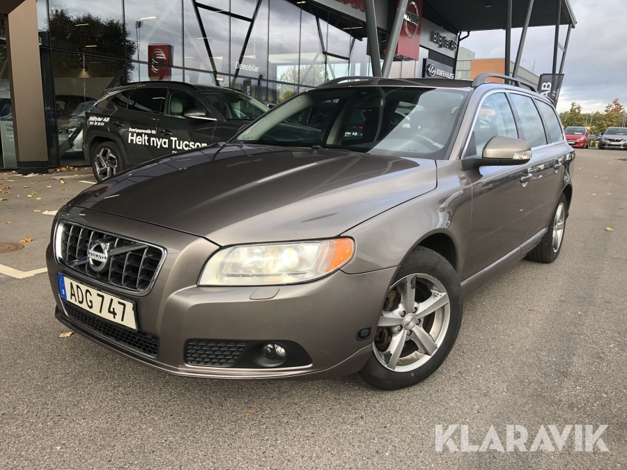 V70 Volvo V70 2,5 FT 231 hk Momentum