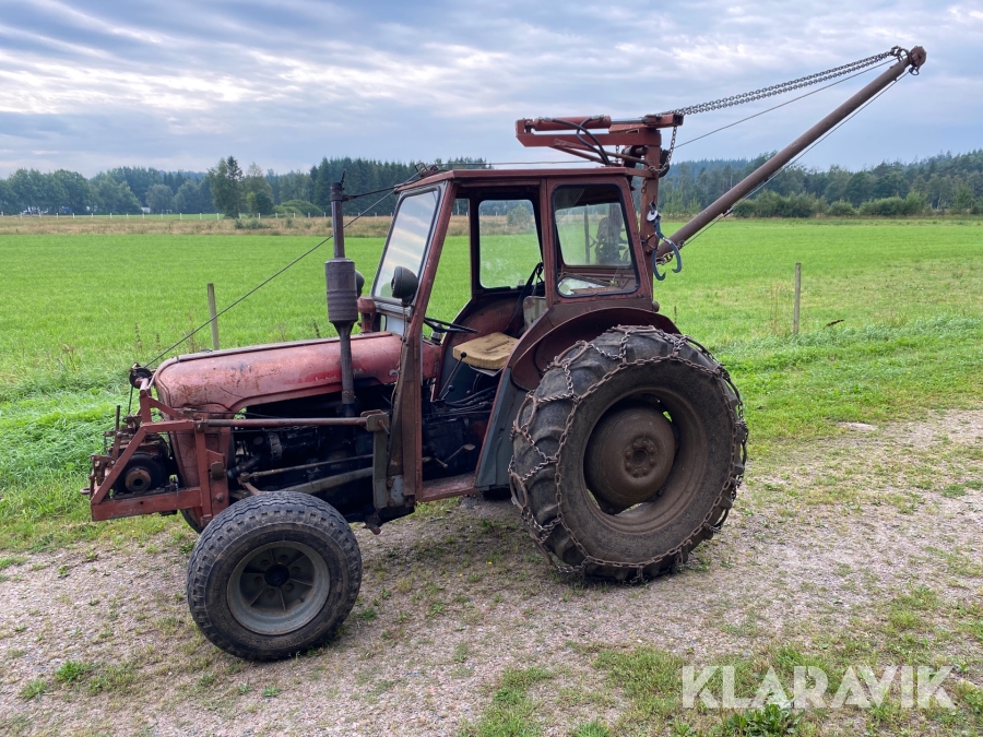 Skogstraktor Massey Ferguson 35