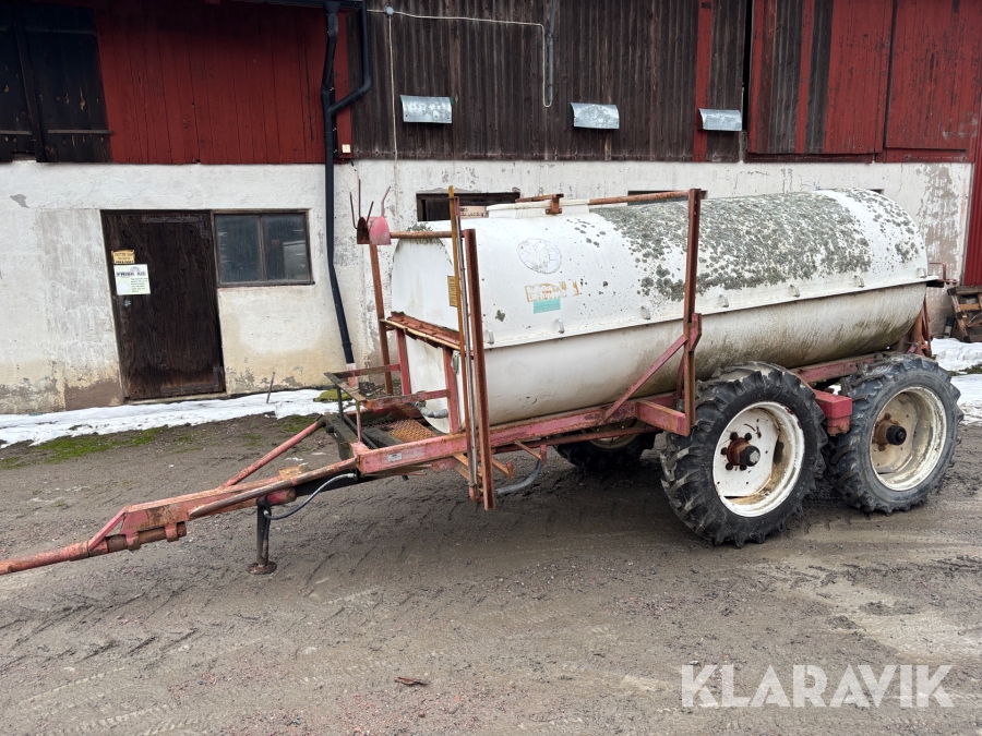 Tankvagn Lindus 3600L