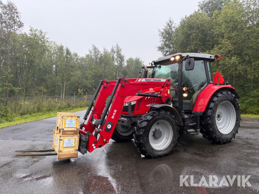 Traktor Massey Ferguson 5610 med lastare