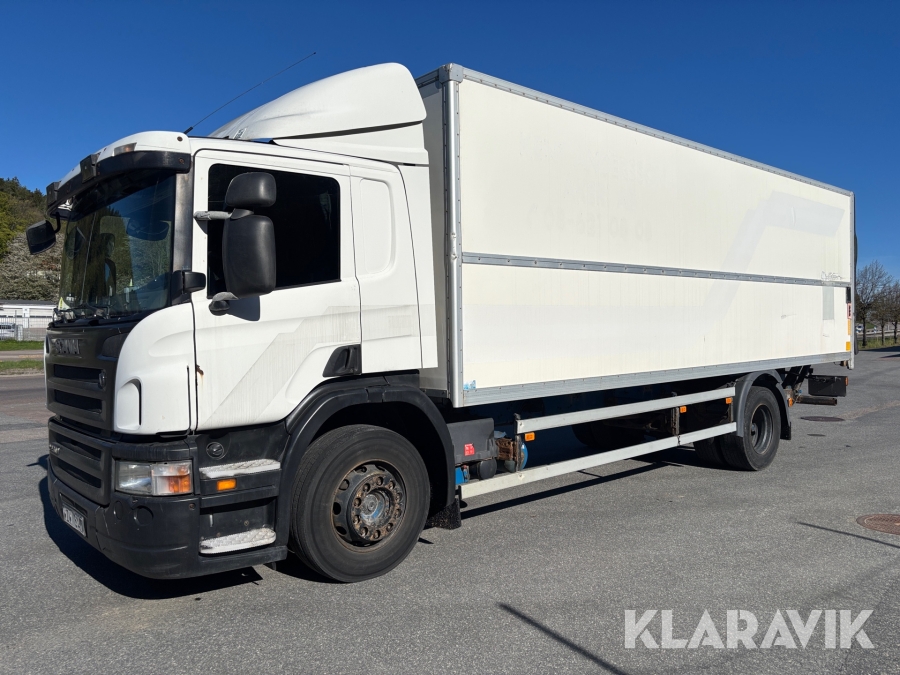 Lastbil Scania P230 4x2 med bakgavellyft