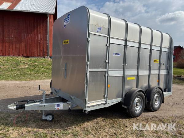 Boskapsvagn / djurtransport Ifor Williams Ta510 12x7
