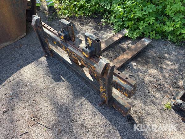 Pallgafflar med lilla bm-fäste