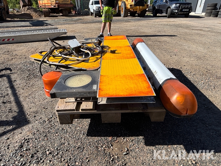 Takskylt ACMP A20 dubbelsidig elektrisk