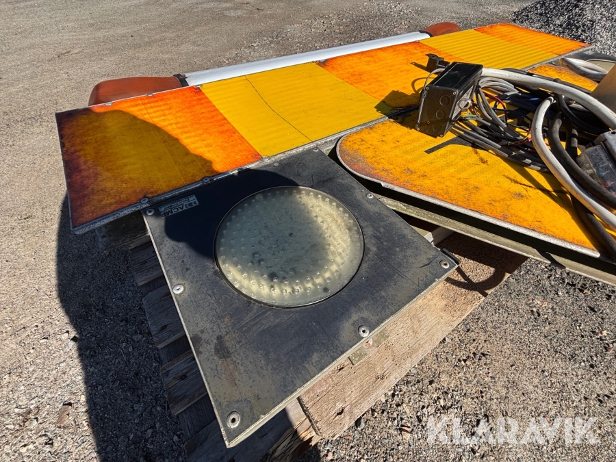 Takskylt ACMP A20 dubbelsidig elektrisk