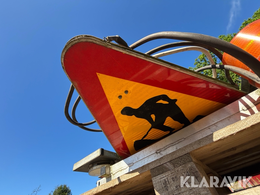Takskylt ACMP A20 dubbelsidig elektrisk