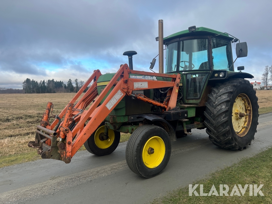 Traktor med lastare John Deere 4040 QR