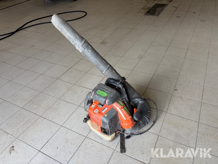 Lövblås Husqvarna 570BTS