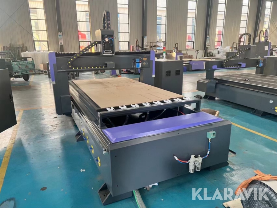 CNC FRÄS Acc Tek ALM1325 C