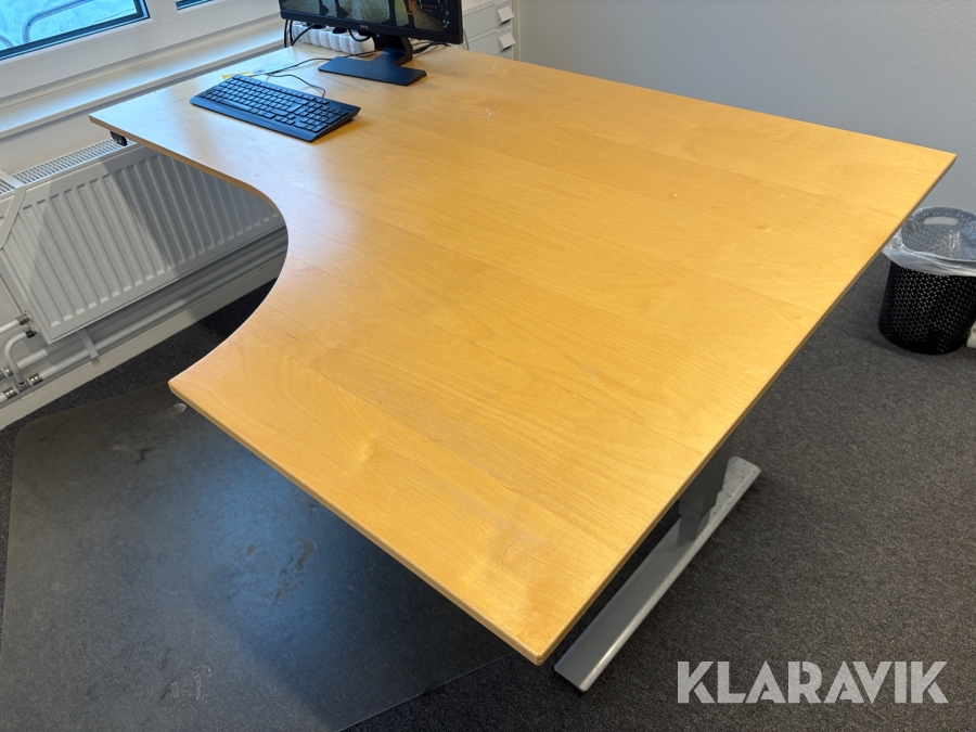 Höj & sänkbart skrivbord Linak