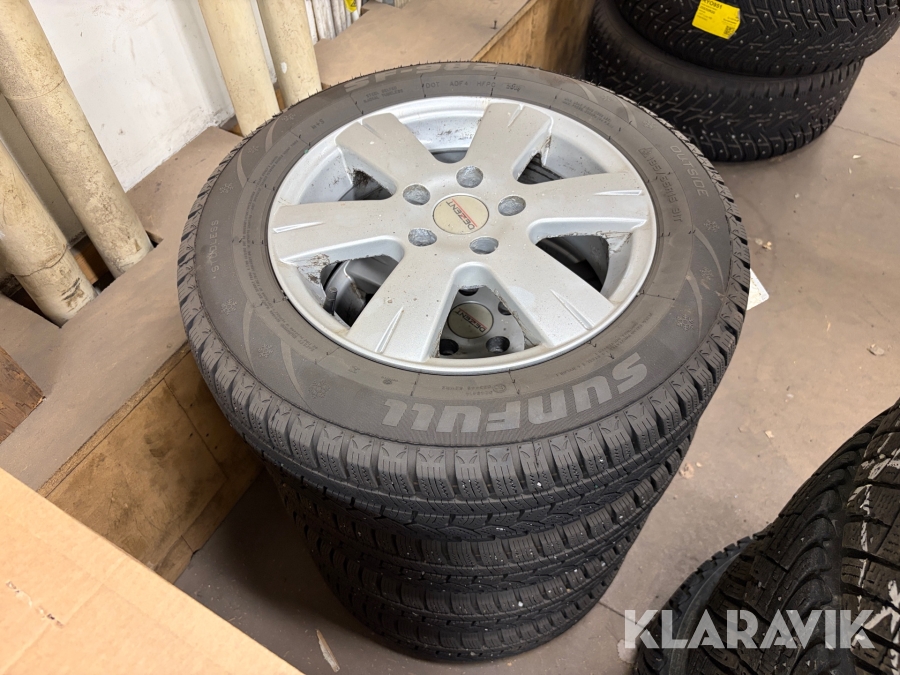 Hjul Dezent 195/65r15 Sunfull 4st