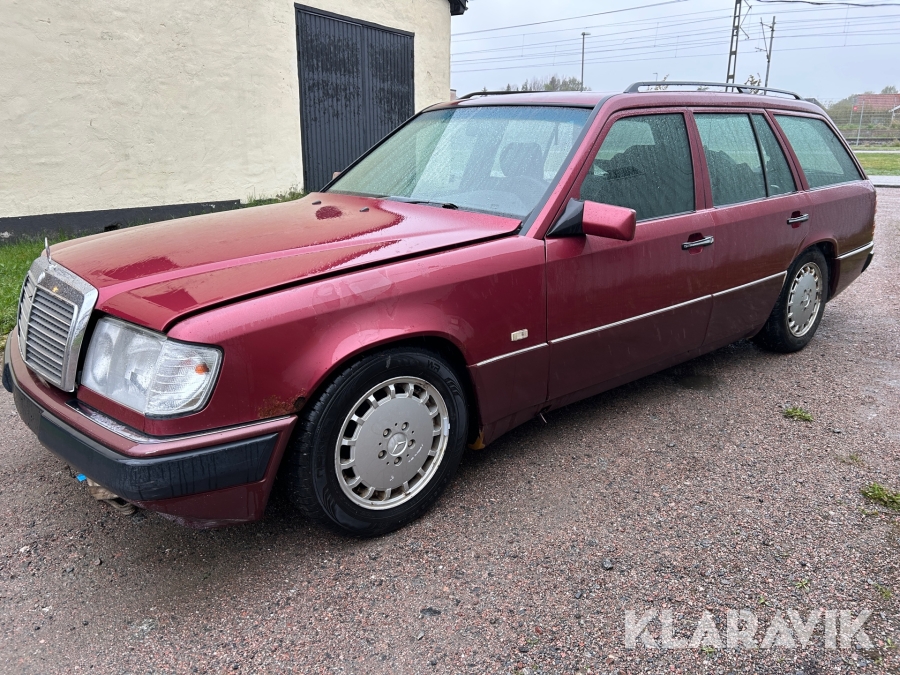 Mercedes-Benz 300 TE 24