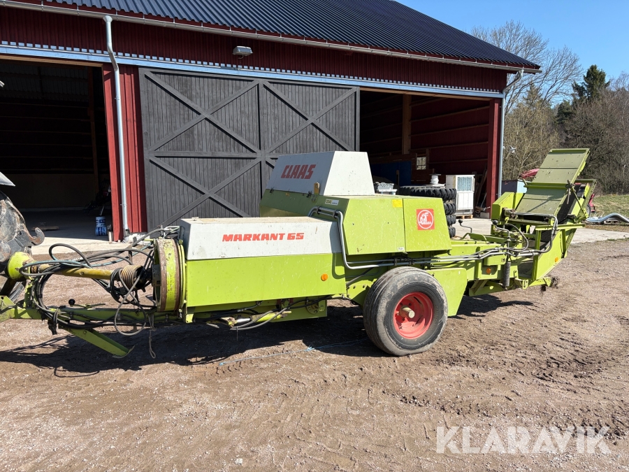 Småbalspress Claas Markant 65